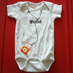 Sara Kety Onsie (0-6M)